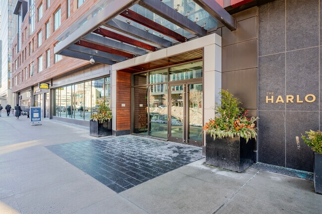 Building Photo - 1350 Boylston St