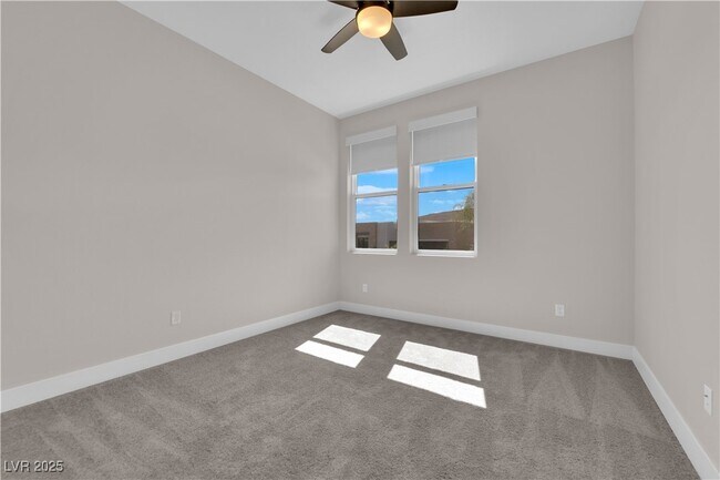 Building Photo - 11032 Rolling Vista Dr