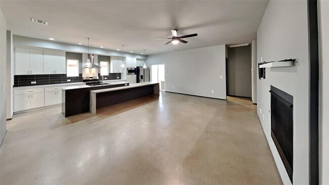 Building Photo - 7129 NW 146th St