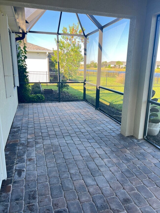 Building Photo - Stunning Lakefront 3/2 Home in the Heart of Babcock Ranch