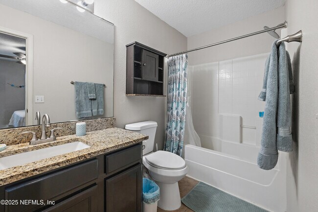 Building Photo - 677 Scrub Jay Dr