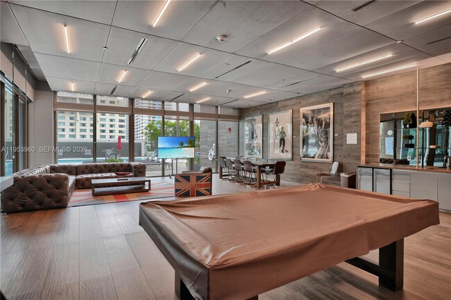 Building Photo - 1080 Brickell Ave