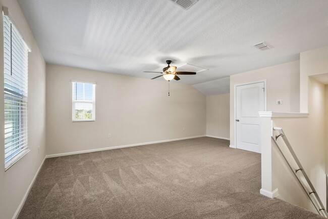 Building Photo - ***AVAILABLE SOON*** 4/3 with Bonus Room i...