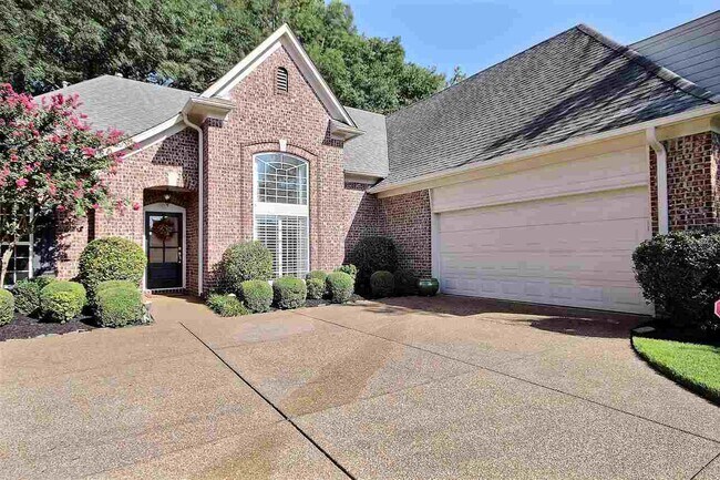 Building Photo - 1440 River Pine Dr
