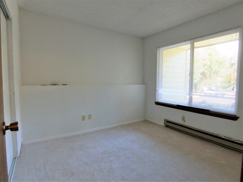 Building Photo - 5842 NE 75th St