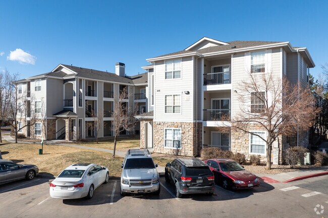 Building Photo - ARIUM at Lowry