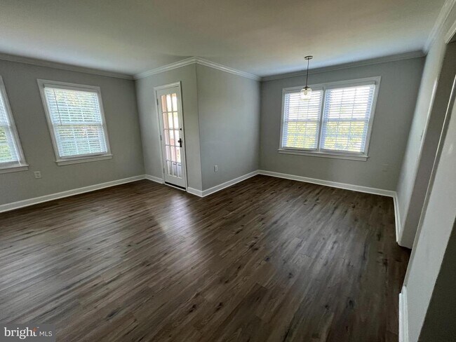 Building Photo - 1302 Belle View Blvd