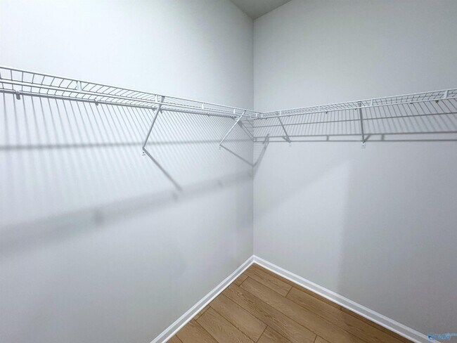 Building Photo - 6065 Gardner Maples Dr SE