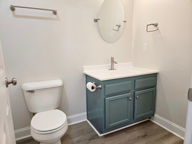 Building Photo - 3600 Old Forest Rd