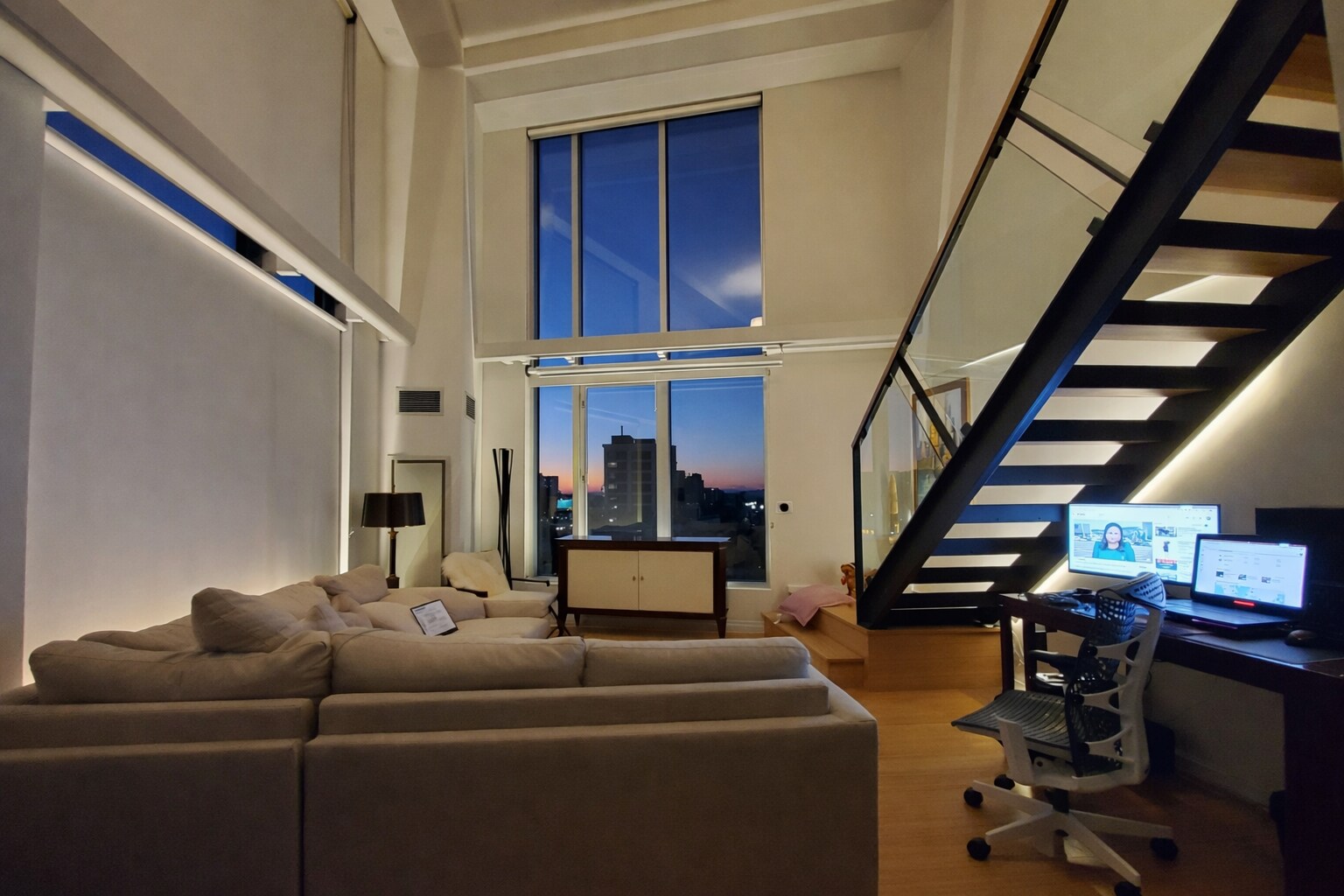 Building Photo - 1 Earhart St