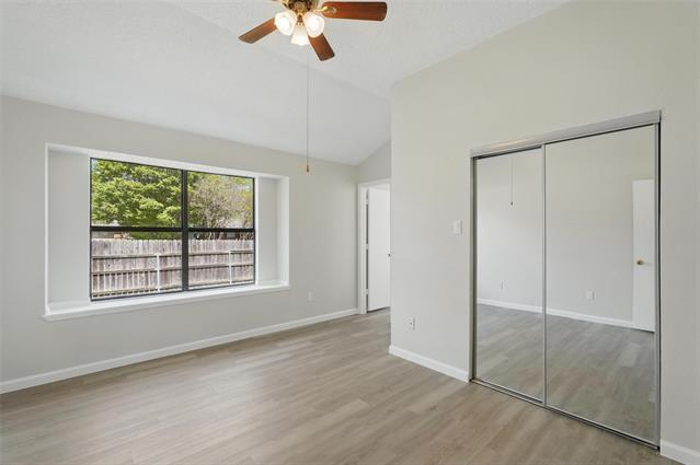 Building Photo - 7601 Clairmont Ave