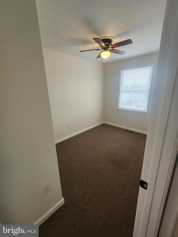 Building Photo - 30 Waldeck Ct