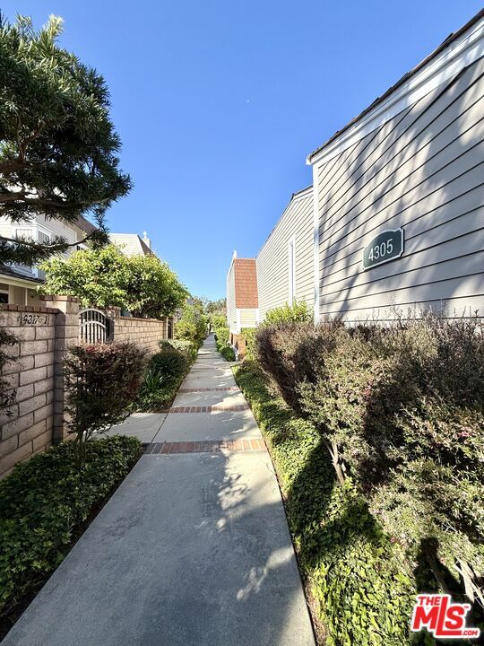 Building Photo - 4305 Alla Rd