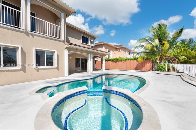 Building Photo - 13116 SW 136th Terrace