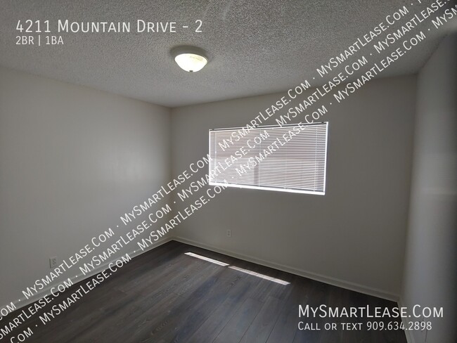 Building Photo - 4211 Mountain Dr