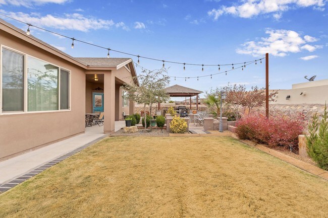 Building Photo - 14713 Rockbridge