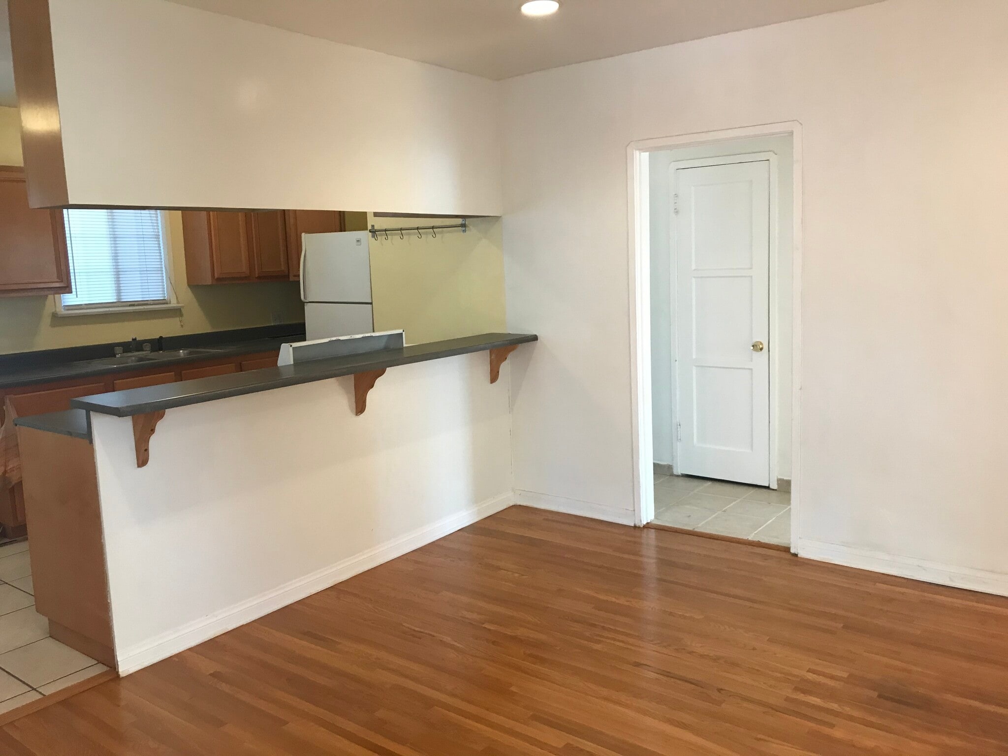 Living Room - 5362 Monroe St