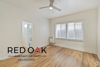 Building Photo - Newly Redone Studio Featuring Whitewashed ...