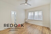 Building Photo - Newly Redone Studio Featuring Whitewashed ...