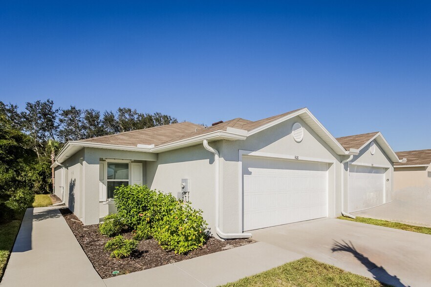 Primary Photo - 9078 Aegean Cir