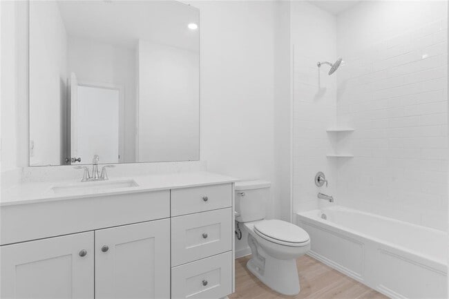Building Photo - 27531 Sunterra Village Dr