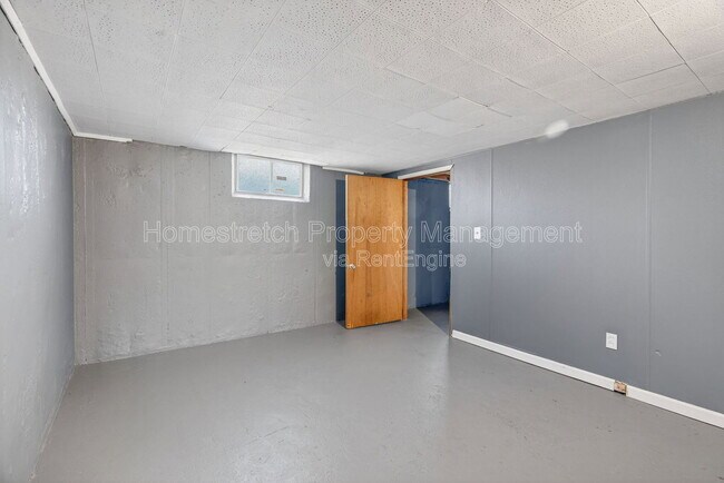 Building Photo - 1214 Forest Home Dr