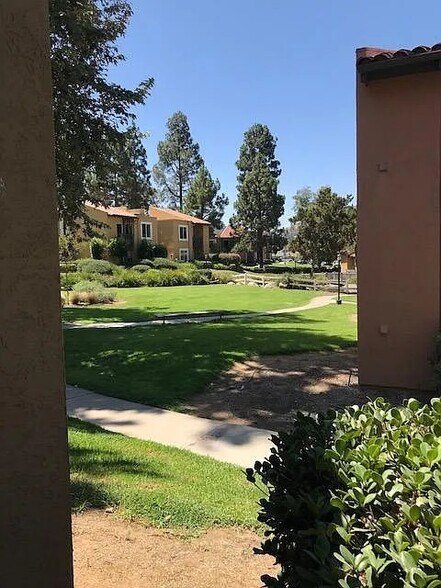 Building Photo - 17151 W Bernardo Dr