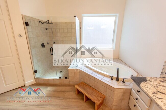 Building Photo - 13458 W Coronado Rd