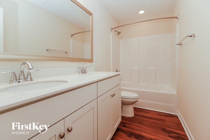 Building Photo - 1655 Emmets Rd