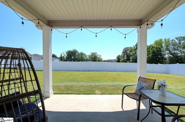 Building Photo - 542 Silverado Ave