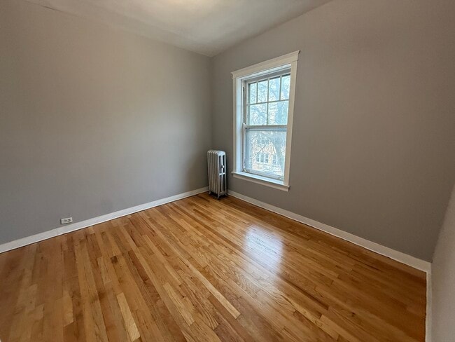 Building Photo - 4501 N Troy St