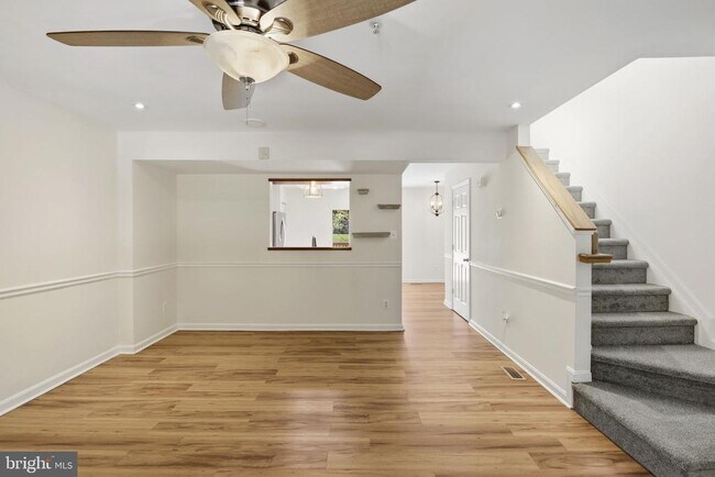 Building Photo - 3052 Benefit Ct