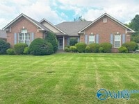 Building Photo - 844 Wess Taylor Dr