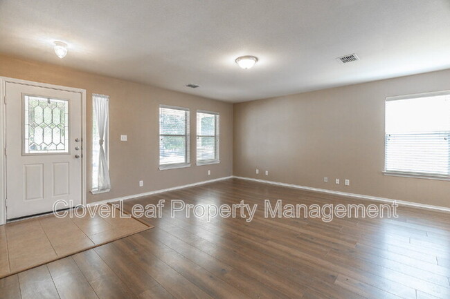Building Photo - 3913 Whisper Ridge