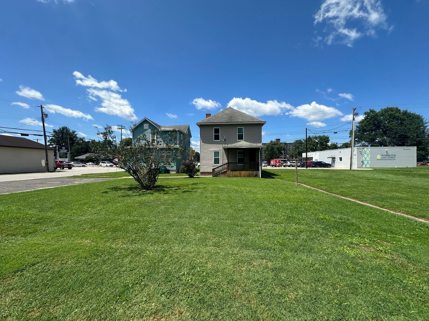 Building Photo - 3002 Dudley Ave