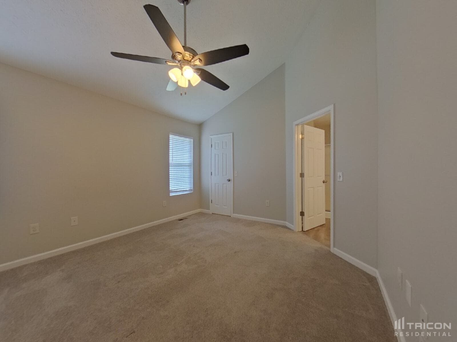 Building Photo - 6236 Pine Ln
