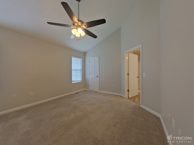 Building Photo - 6236 Pine Ln