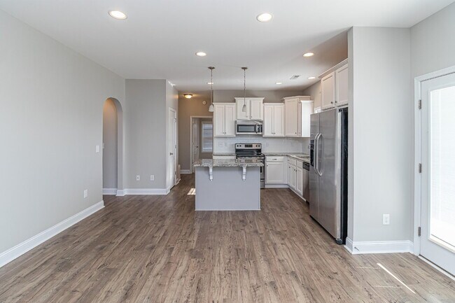 Building Photo - STUNNING & SPACIOUS! GANDER LAKE 4 BR | 3 BA IN PIKEVILLE SCHOOL DISTRICT *LAWN CARE INCLUDED!*