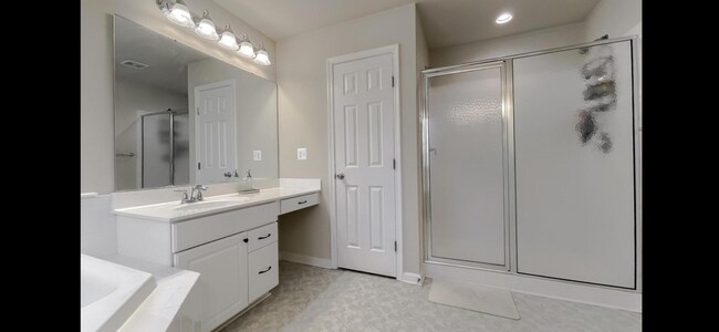 Building Photo - 13311 Windjammer Ct
