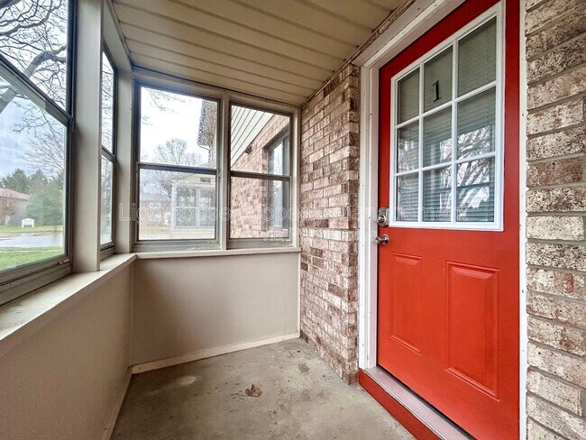 Building Photo - 2235 29th St SW