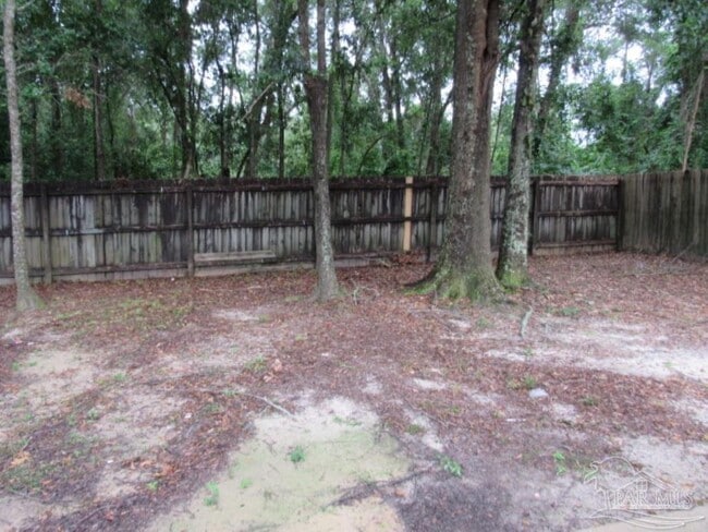 Building Photo - 10156 Crest Ridge Dr