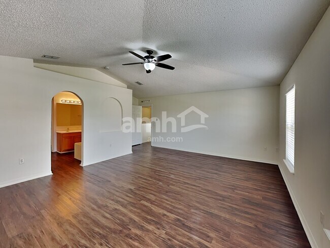 Building Photo - 5514 Ortega Park Blvd