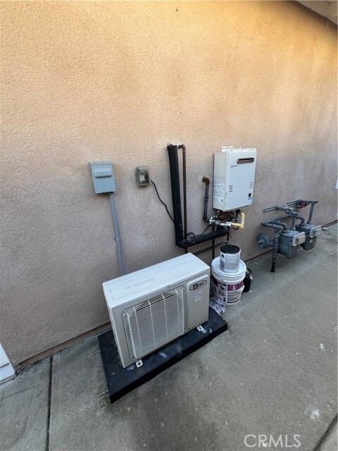 Building Photo - 13123 Tonopah St