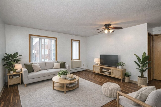 Building Photo - Rolling Hills Apartments