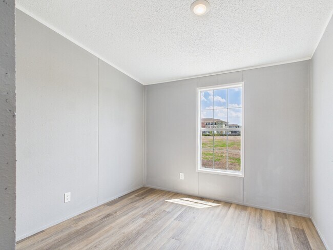 Building Photo - 12418 N Lake Houston Pkwy