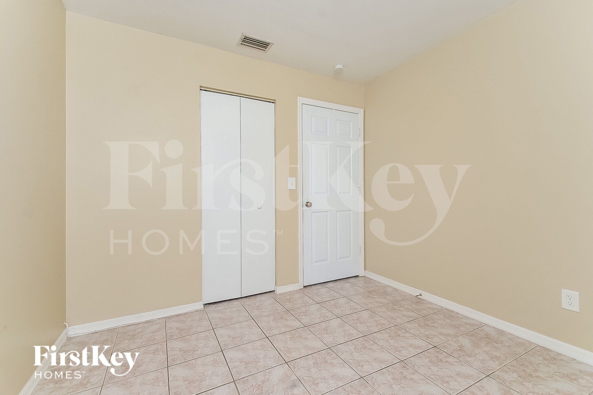 Building Photo - 449 Red Hawk Loop