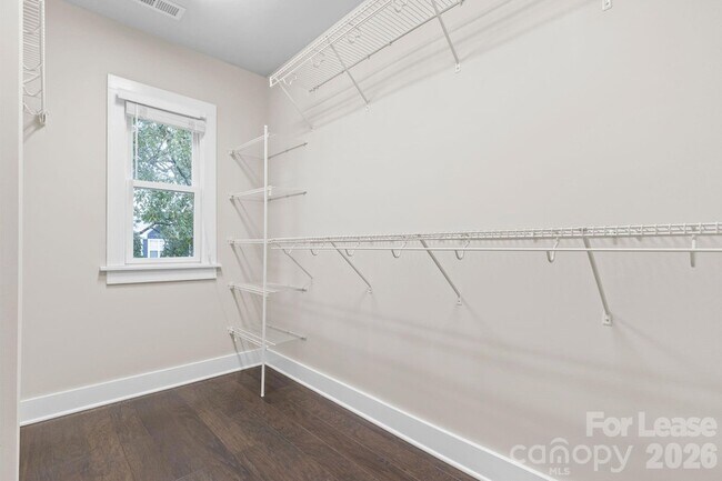 Building Photo - 129 Grandin Rd