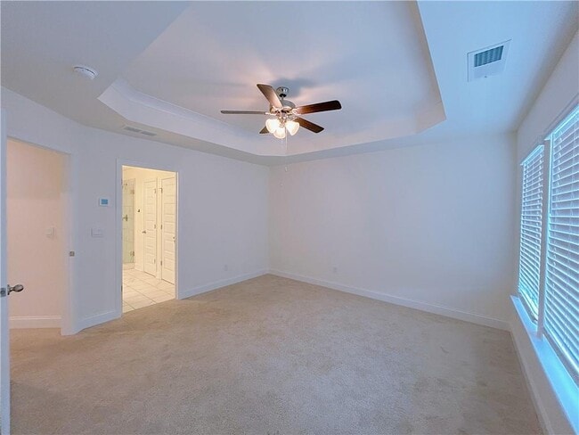 Building Photo - 1297 Ascot Ter
