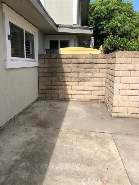 Building Photo - 16392 Calle Castor Cir