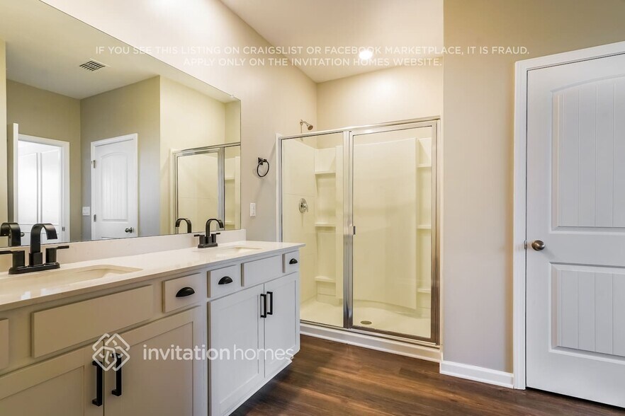 Building Photo - 7288 Scotlyn Wy